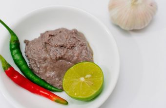 hình ảnh mắm ruốc quảng bình tiệm nhà cua